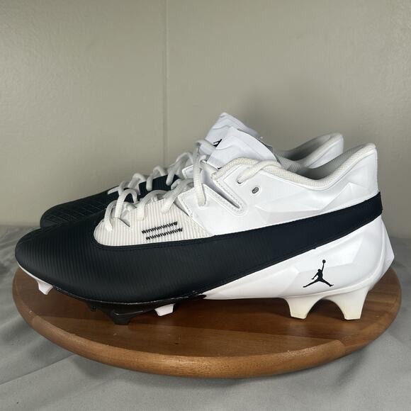 Nike Jordan Vapor Edge Elite 360 2 Football Cleats FJ5695-100 Men’s Size 14